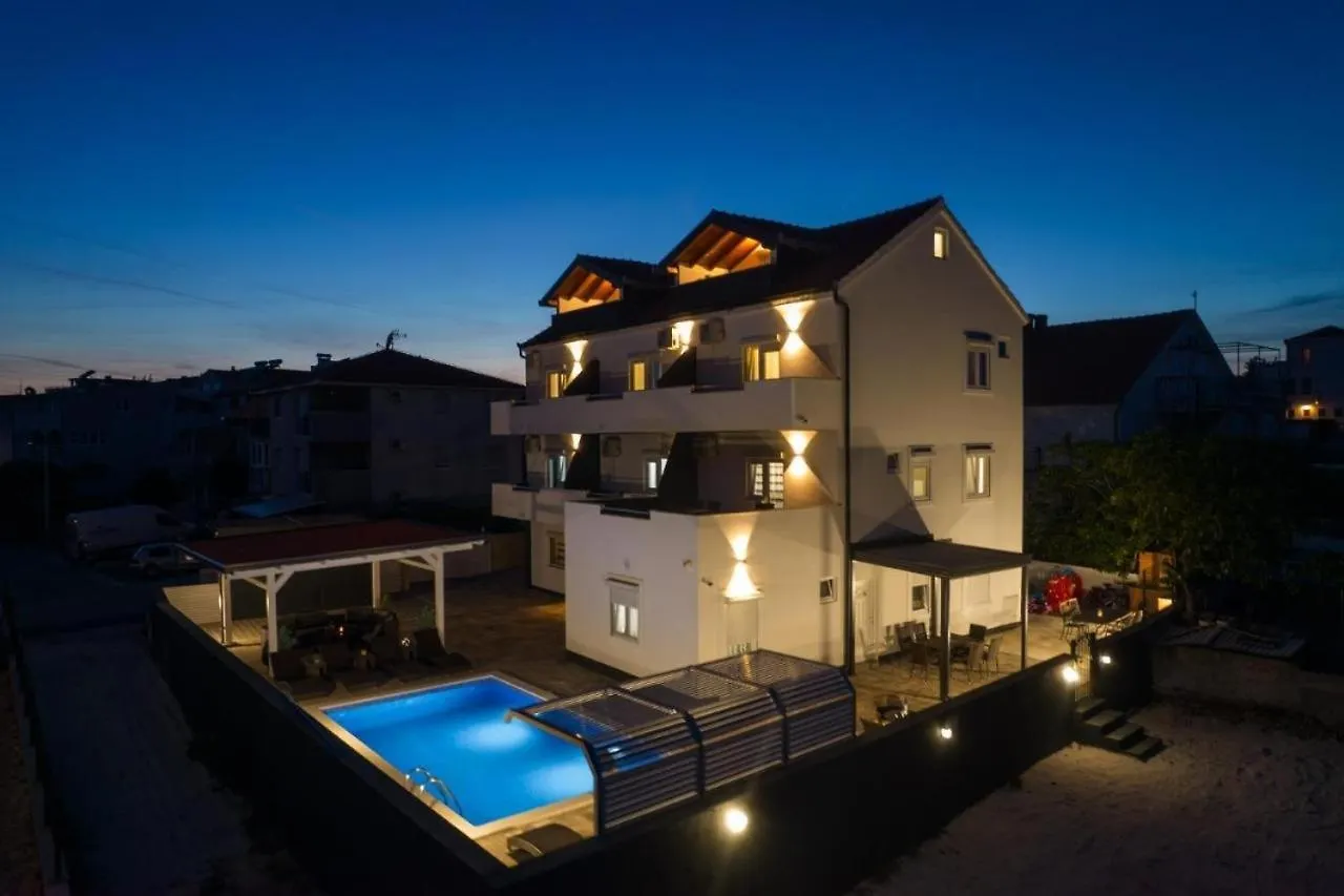 Apartment In Okrug Gornji With Sea View, Balcony, Air Conditioning, Wifi 5134-6 Trogir