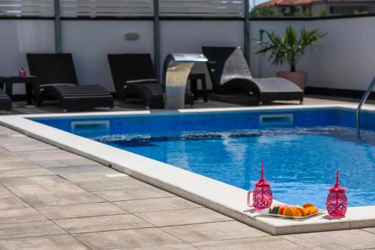 Apartment In Okrug Gornji With Sea View, Balcony, Air Conditioning, Wifi 5134-6 Trogir