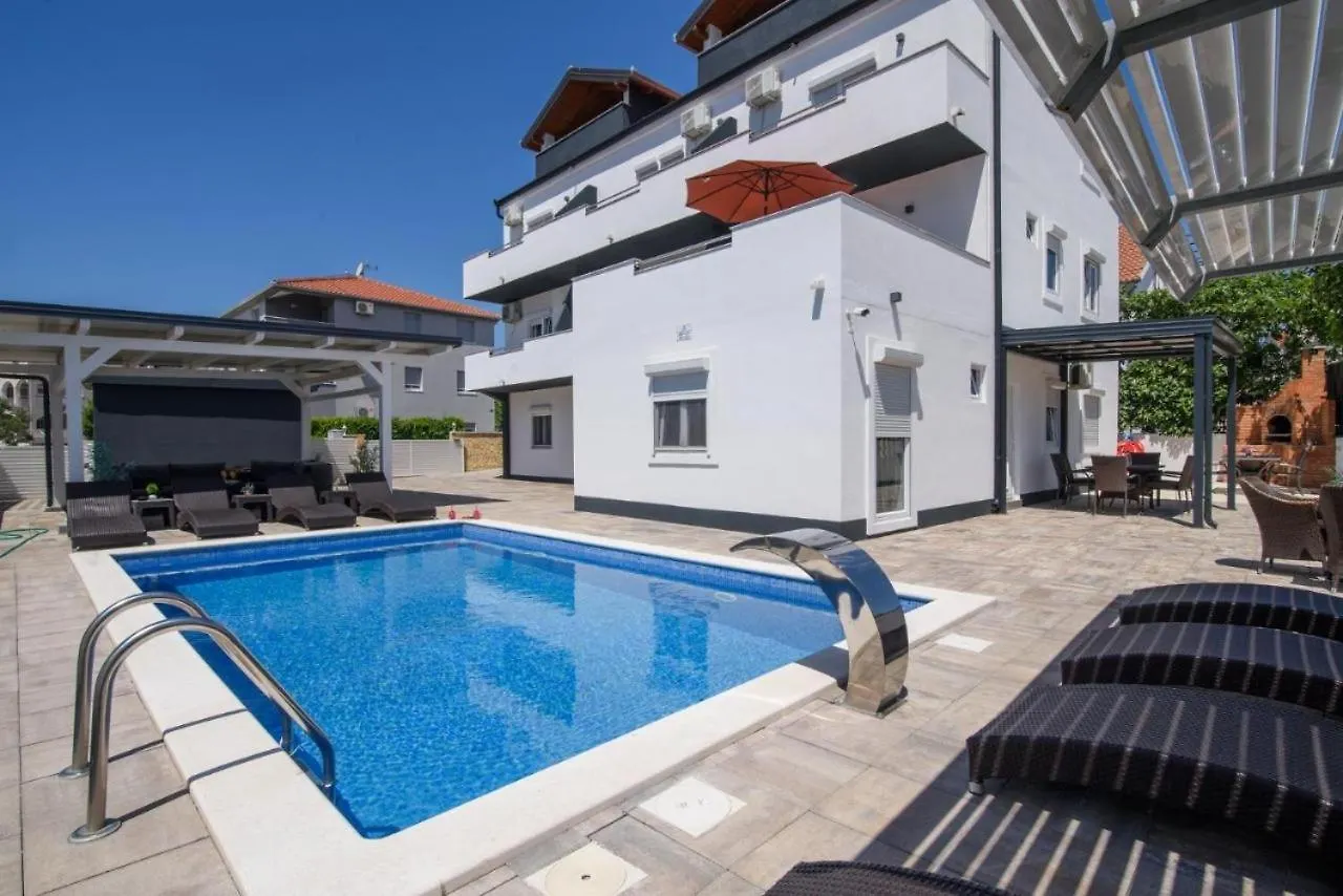 Apartment In Okrug Gornji With Sea View, Balcony, Air Conditioning, Wifi 5134-6 Trogir 0*,